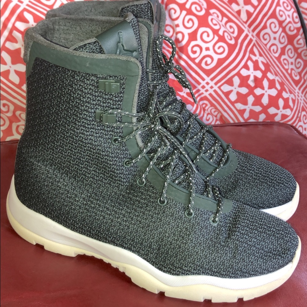 Jordan’s Boots (open for negotiations) Clean